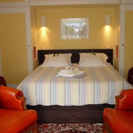 Tricoli Avec Piscine 5*