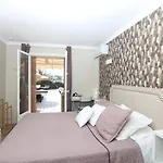 Hotel Tricoli Avec Piscine