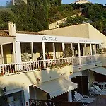 Tricoli Avec Piscine Hotel 5*