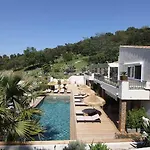 Tricoli Avec Piscine 5* Les Issambres