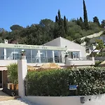 Hotel Tricoli Avec Piscine