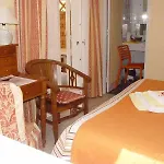 Hotel Tricoli Avec Piscine Les Issambres