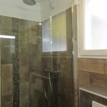 Tricoli Avec Piscine 5*