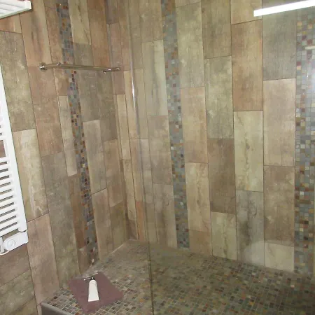 Ξενοδοχείο Tricoli Avec Piscine