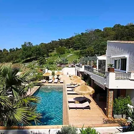 Tricoli Avec Piscine 5*