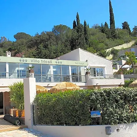Tricoli Avec Piscine Hotell Les Issambres