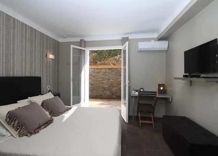 Tricoli Avec Piscine 5*