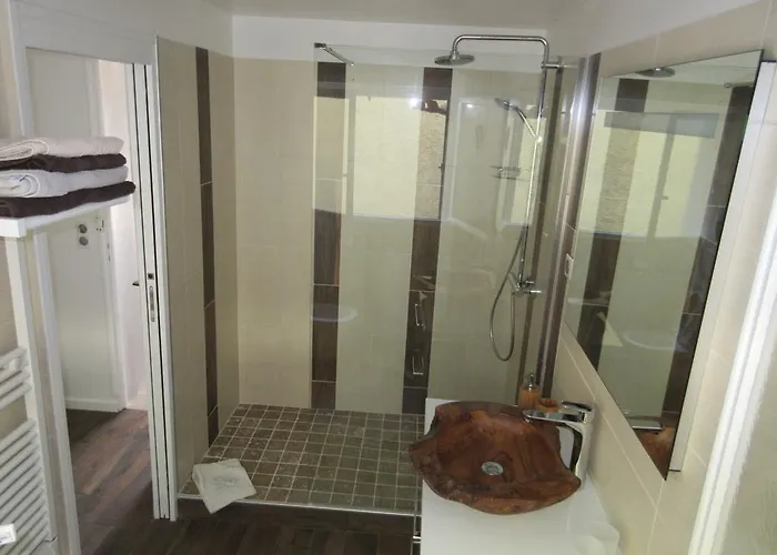 Tricoli Avec Piscine