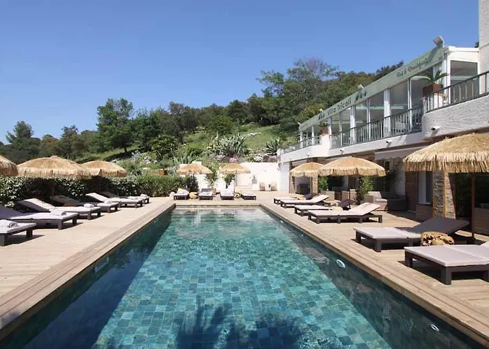 Tricoli Avec Piscine 5*