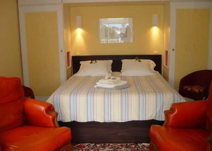 Tricoli Avec Piscine 5*